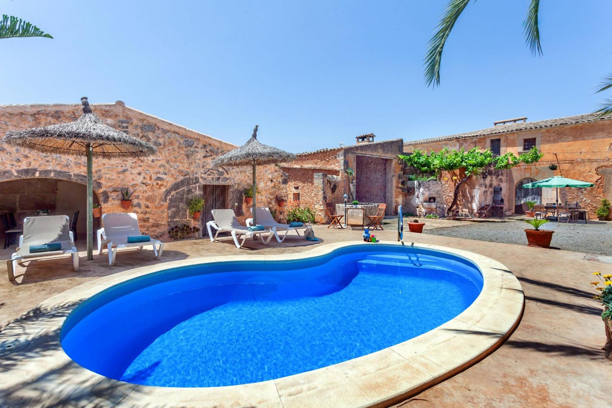 Casa Antigua Guest House Santanyi Exterior photo