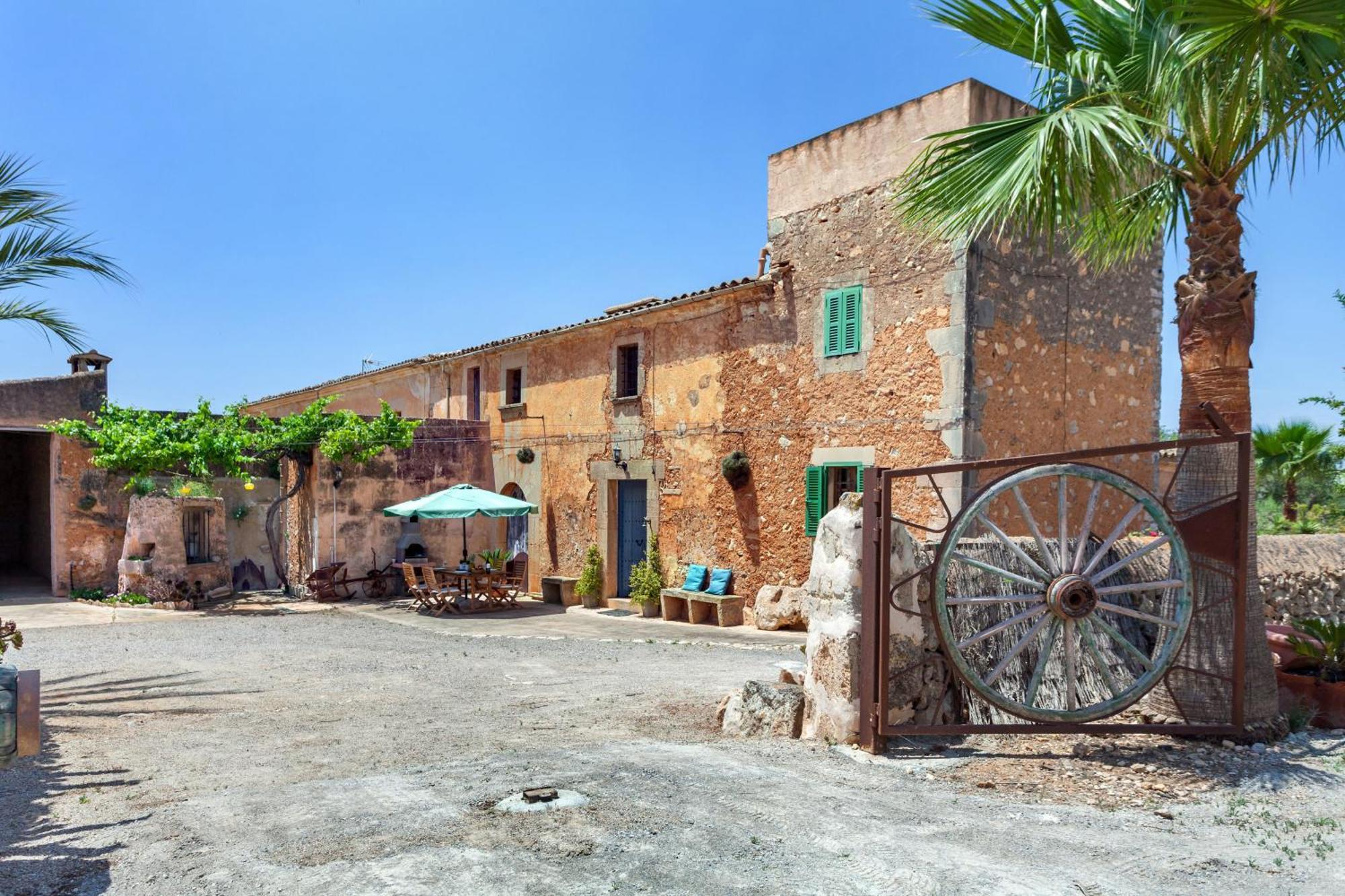 Casa Antigua Guest House Santanyi Exterior photo